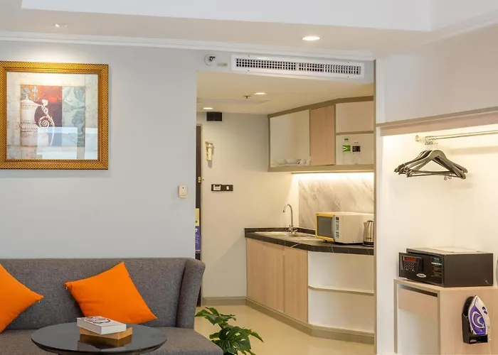 Furamaxclusive Sukhumvit Hotel 4*