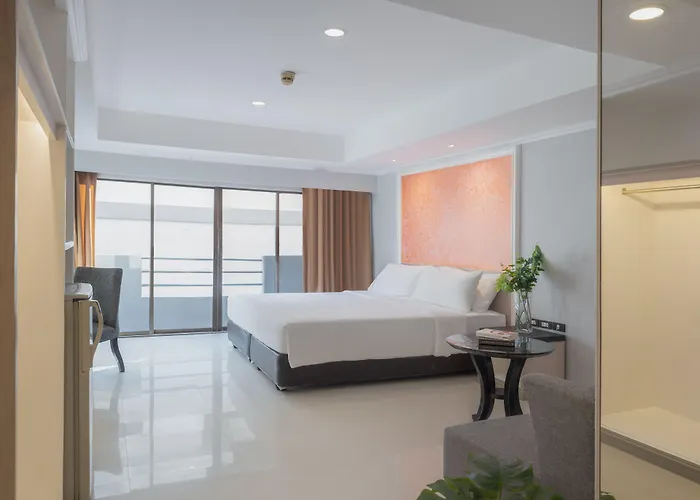 Furamaxclusive Sukhumvit Отель