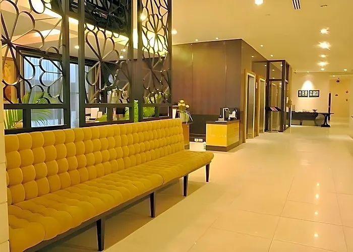 Furamaxclusive Sukhumvit Hotel 4*