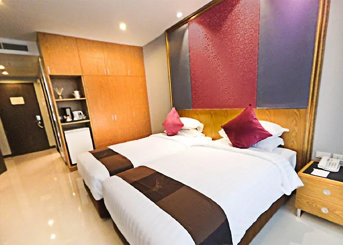 Отель Furamaxclusive Sukhumvit 4*